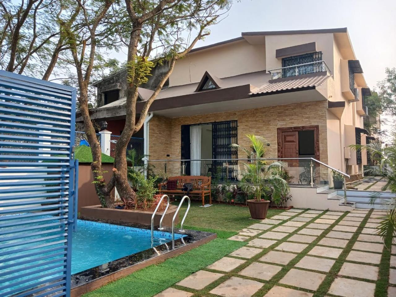 Lavish Villa - 3 Bhk Pool With Lawn Lonavla Exterior foto