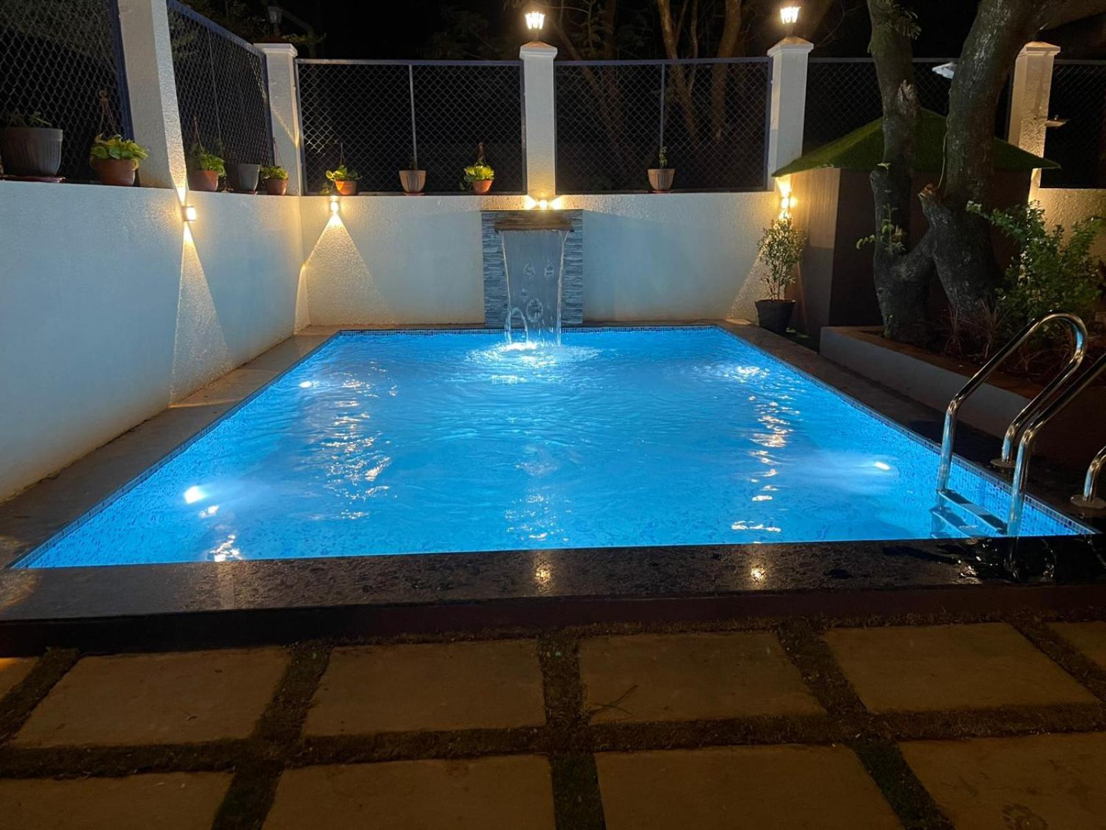 Lavish Villa - 3 Bhk Pool With Lawn Lonavla Exterior foto
